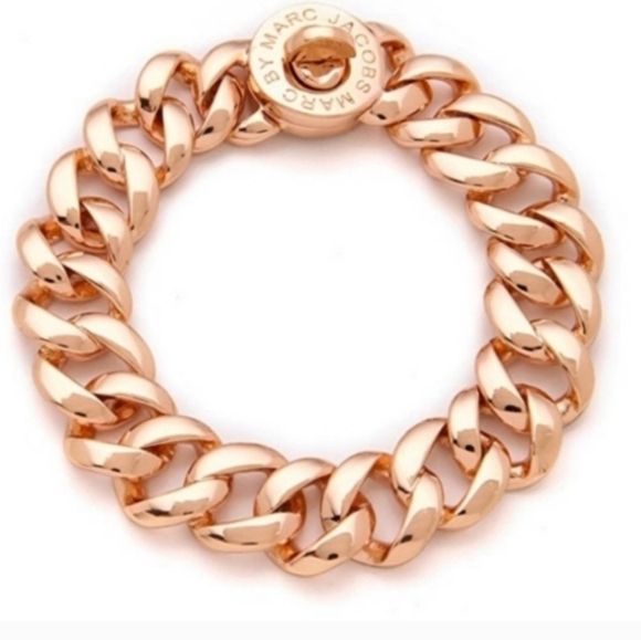 🎁MARC JACOBS KATIE GOLD LINK TWIST LOCK BRACELET  NWT & DUSTBAG - Picture 5 of 5